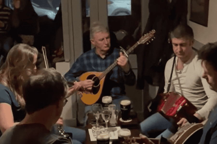 Trad Tunes Session & Pop Up Gaeltacht