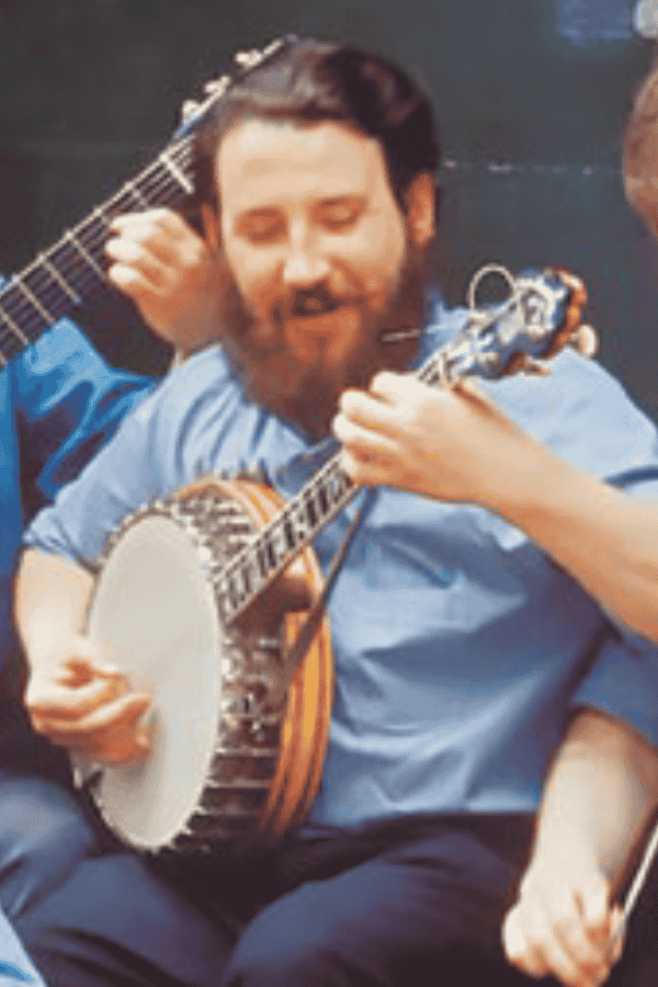 young barney mckenna playing banjo