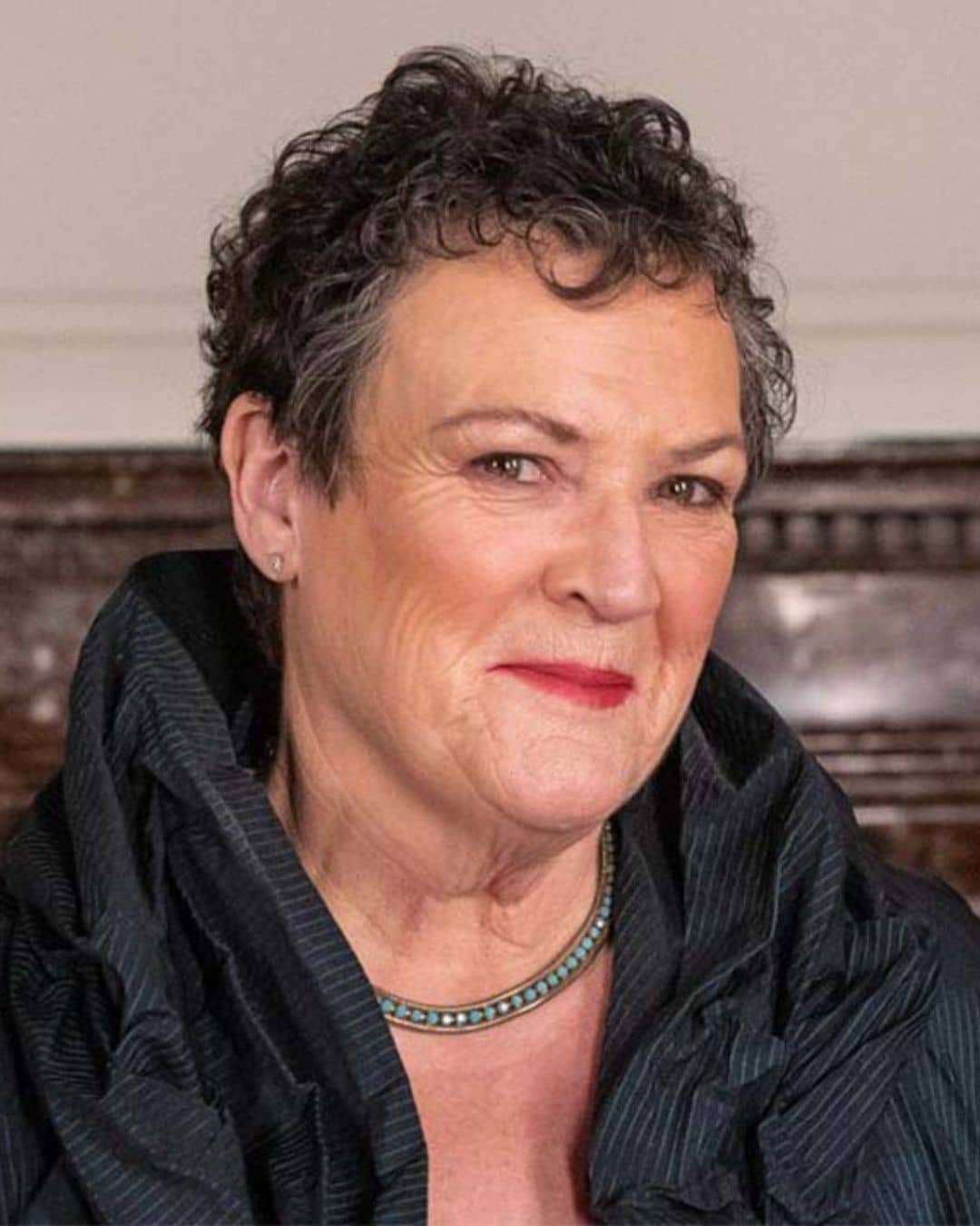 Maighread Ní Dhomhnaill